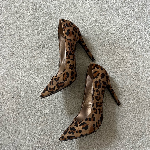 Cheetah Print Heels - Picture 1 of 4